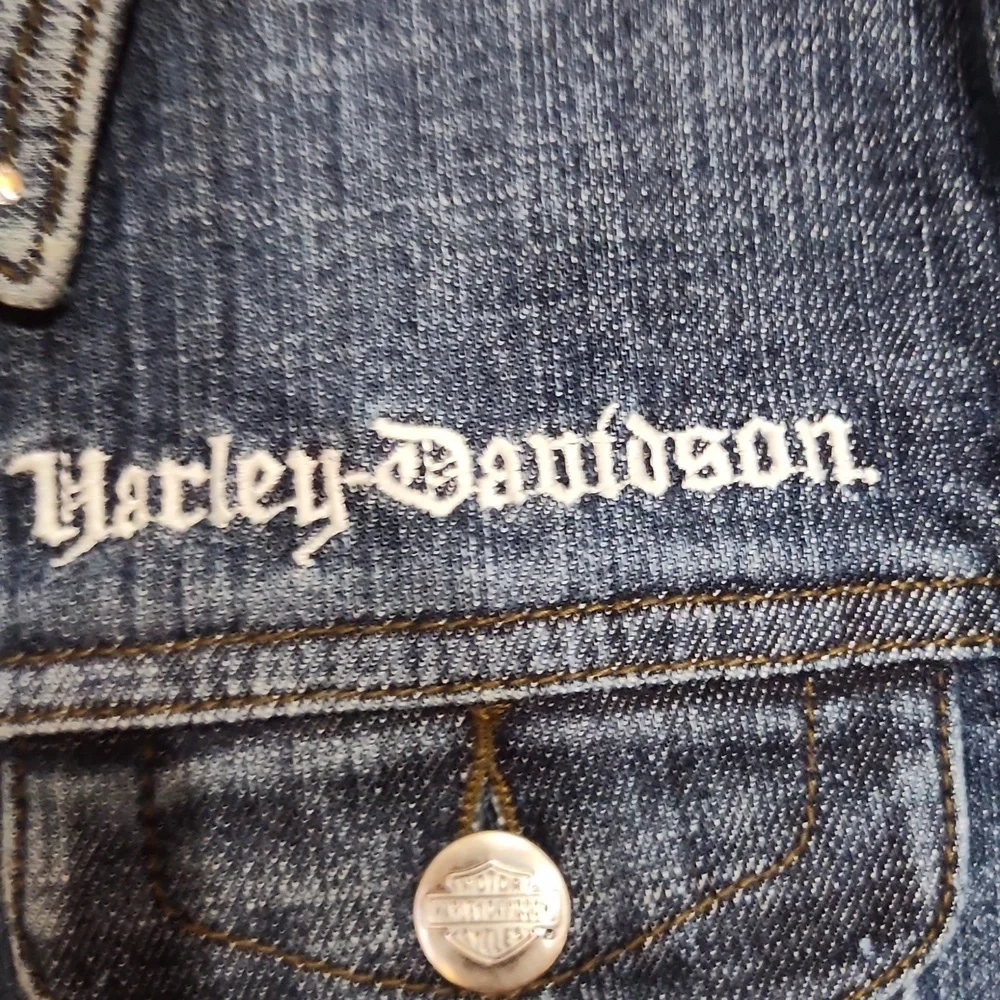 Harley Davidson denim jacket Womens Size Small - Picture 3 of 7
